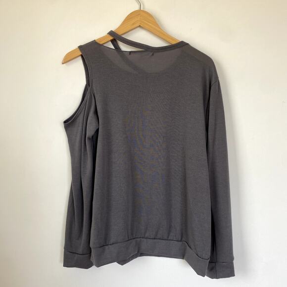 C&C California Cut Out Cold Shoulder Pullover Sweater Medium - Picture 5 of 5